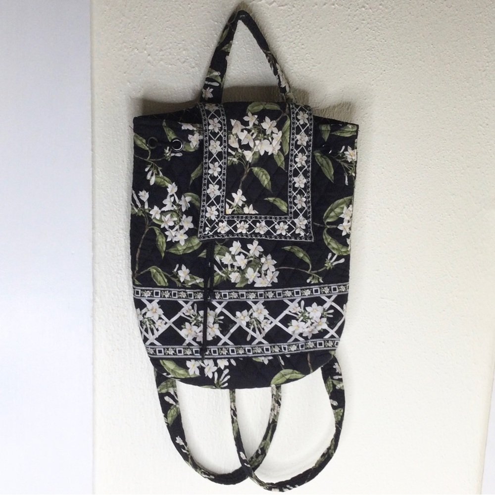 Vera Bradley Backpack very good condition Global Ship.